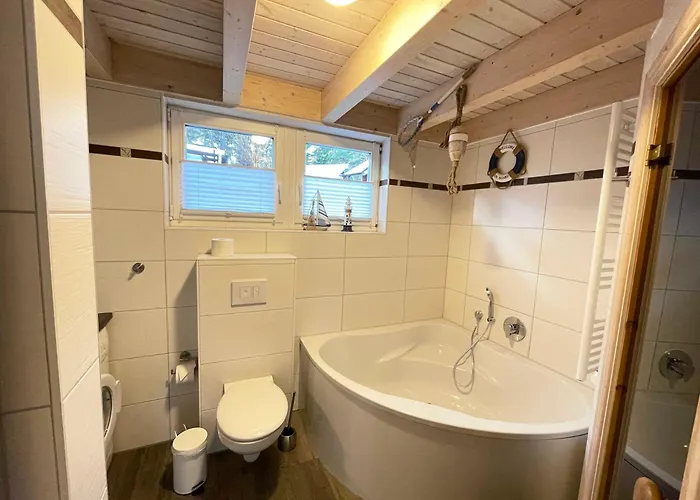 Tatil Evi Traumzeit - Strandpark Baabe